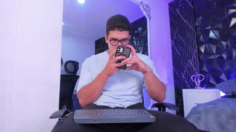 Jeff online show from December 13, 8:14 pm