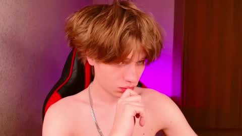 Jeffrey online show from October 18, 1:23 pm