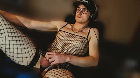 Snapshot of jeffstarckmann chatting on January 19, 3:32 pm jeffstarckmann online show from January 19, 3:32 pm