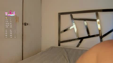 Snapshot of jei_7m chatting on October 22, 3:07 am jei_7m online show from October 22, 3:07 am