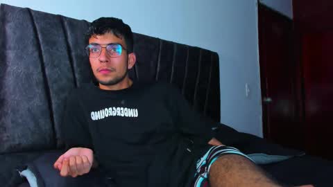 Snapshot of jei_cox chatting on October 20, 11:21 am jei online show from October 20, 11:21 am