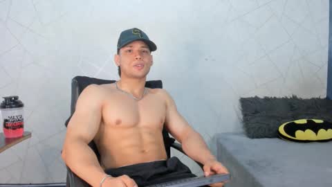 Snapshot of jeicob_gagnon chatting on December 30, 8:36 pm jeicob gagnon online show from December 30, 8:36 pm