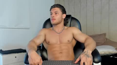 Snapshot of jeicob_gagnon chatting on October 15, 9:31 am jeicob gagnon online show from October 15, 9:31 am