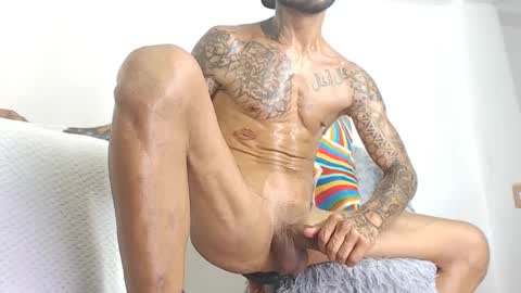 Snapshot of jeilertthh chatting on December 3, 9:22 am jeilertthh online show from December 3, 9:22 am