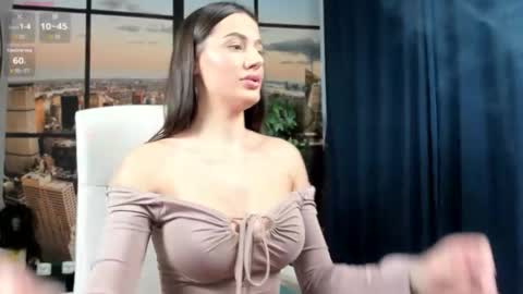 Snapshot of jelisse_jones chatting on November 22, 2:49 pm Jelisse online show from November 22, 2:49 pm