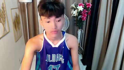 jemart_urnaughtboy online show from May 31, 10:44 pm