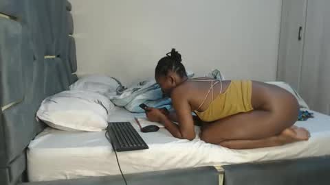 Snapshot of jemimaaam chatting on November 17, 3:34 am Jemmi online show from November 17, 3:34 am