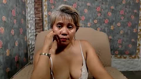 Snapshot of jemm36 chatting on December 28, 12:35 pm Jem online show from December 28, 12:35 pm