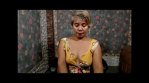 Snapshot of jemm36 chatting on January 7, 7:10 am Jem online show from January 7, 7:10 am