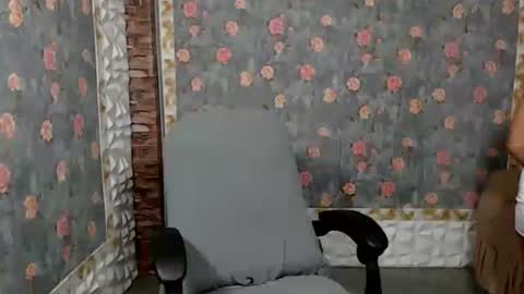 Snapshot of jemm36 chatting on January 12, 3:28 am Jem online show from January 12, 3:28 am