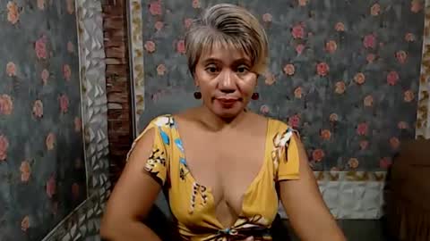 Snapshot of jemm36 chatting on January 13, 12:35 pm Jem online show from January 13, 12:35 pm