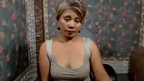 Snapshot of jemm36 chatting on January 16, 12:23 am Jem online show from January 16, 12:23 am