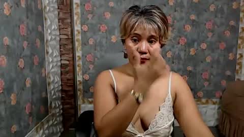 Snapshot of jemm36 chatting on January 25, 6:02 pm Jem online show from January 25, 6:02 pm