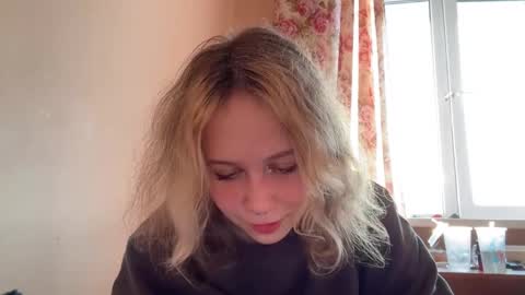 Jessica online show from March 27, 7:58 am