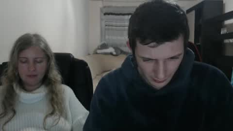 JenisAndPeter online show from March 1, 5:05 pm