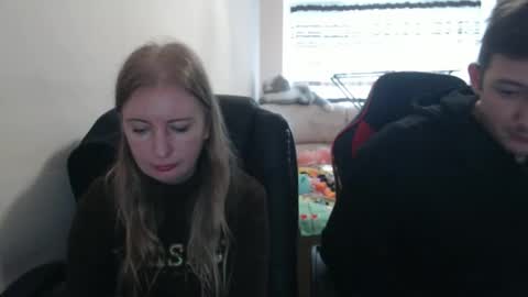 JenisAndPeter online show from October 4, 7:06 am