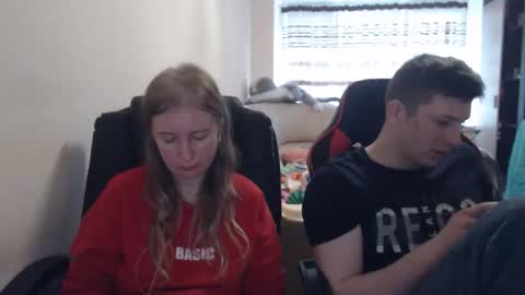 JenisAndPeter online show from October 26, 7:36 am