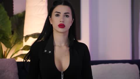 jenna_day online show from October 4, 9:18 am