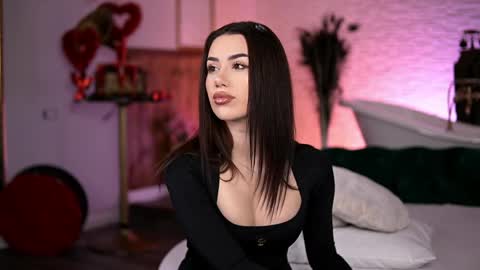 jenna_day online show from April 4, 6:44 am