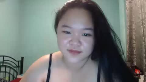 jennalyn_19 online show from March 8, 6:26 pm