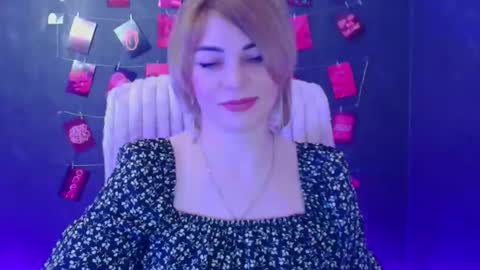 Jennifer online show from March 24, 7:08 pm