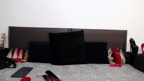 Snapshot of jenniferevanx chatting on November 27, 6:59 am Jenny online show from November 27, 6:59 am