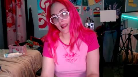 Jennifer Gwen online show from October 31, 1:39 am