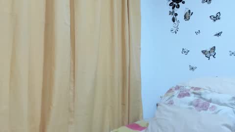 jenniferloveyou online show from September 27, 9:14 am