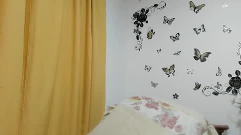 Snapshot of jenniferloveyou chatting on November 5, 4:51 pm jenniferloveyou online show from November 5, 4:51 pm