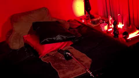 Jennifer Star online show from February 11, 9:25 pm