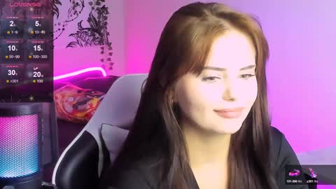 Snapshot of jenniferwandis77 chatting on December 14, 6:20 pm Jenni online show from December 14, 6:20 pm