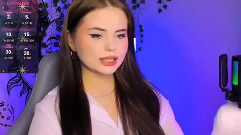 Snapshot of jenniferwandis77 chatting on March 5, 12:11 pm Jenni online show from March 5, 12:11 pm