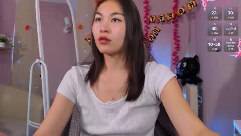 Snapshot of jennimurr chatting on October 21, 1:56 pm Jenni online show from October 21, 1:56 pm