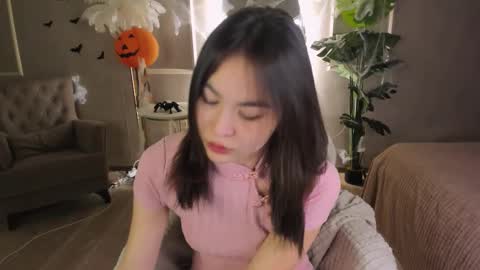 Snapshot of jennimurr chatting on November 2, 1:35 pm Jenni online show from November 2, 1:35 pm