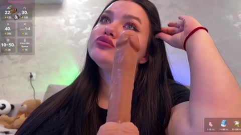 Mila online show from December 10, 1:44 pm