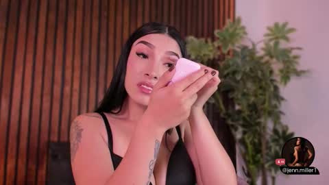     online show from November 23, 1:11 pm