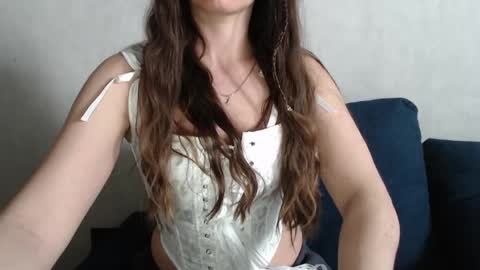 Jenny online show from May 13, 8:44 am
