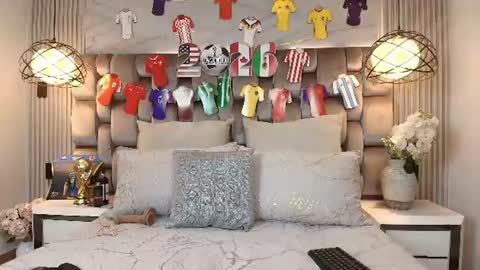 Snapshot of jennsexy_ chatting on July 7, 6:34 pm Jennsexy online show from July 7, 6:34 pm