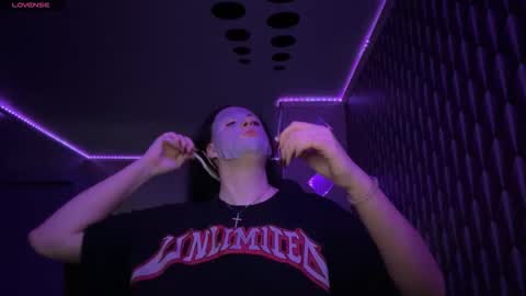 Jenny online show from January 14, 8:47 pm