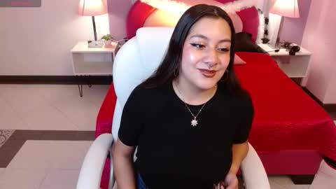 Snapshot of jenny_golden1 chatting on November 5, 12:38 pm Jenny online show from November 5, 12:38 pm