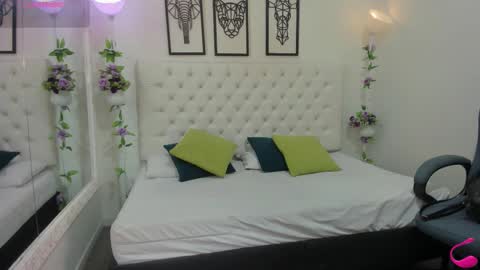 jenny_stark online show from October 12, 6:18 pm