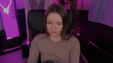 Jenny NO Nude online show from December 10, 8:40 am