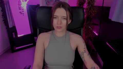 Jenny NO Nude online show from February 27, 8:50 am