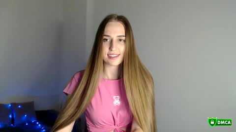 The Flower Power Models online show from November 11, 1:22 pm