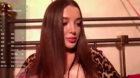 Snapshot of jennyruthjn chatting on November 22, 10:09 pm Jenny online show from November 22, 10:09 pm