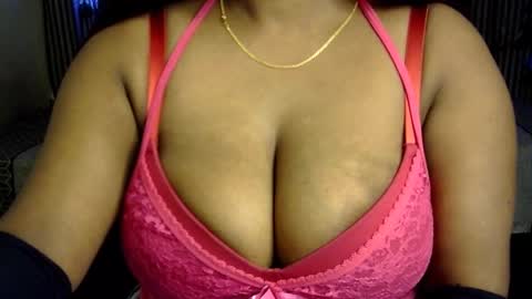 Snapshot of jennysinghaniya chatting on December 9, 1:18 am jenny online show from December 9, 1:18 am