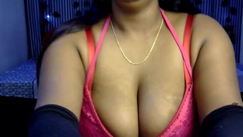 Snapshot of jennysinghaniya chatting on February 13, 3:50 am jenny online show from February 13, 3:50 am