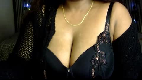 Snapshot of jennysinghaniya chatting on March 9, 6:39 am jenny online show from March 9, 6:39 am