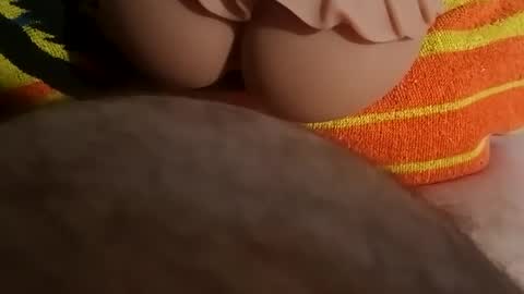 JerBear online show from December 4, 10:46 am