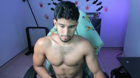 jeremy_colton_hot online show from October 27, 9:46 am